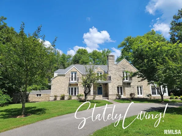 1516 E McCord St, Centralia, IL 62801