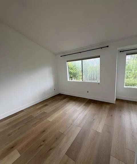 4512 Salisbury Dr — Photo 12