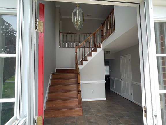 For Rent: $3800
5 Beds, 4.5 Baths, 3,238 sqft (on 0.32 acres)