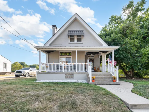 102 E 3rd St #209, Silver Grove, KY 41085