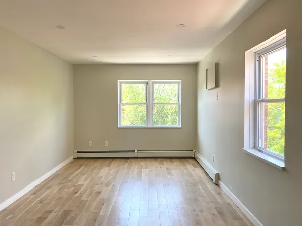 41-45 149th Street 2A image 1 of 5
