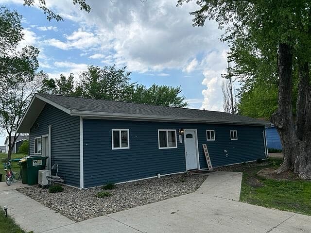 1st image of 312 Rainbow Dr