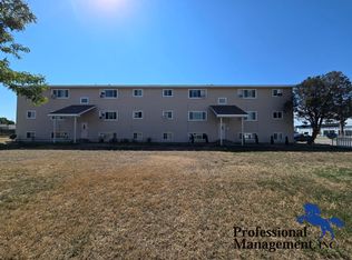 836 Yellowstone River Rd APT 3, Billings, MT 59105