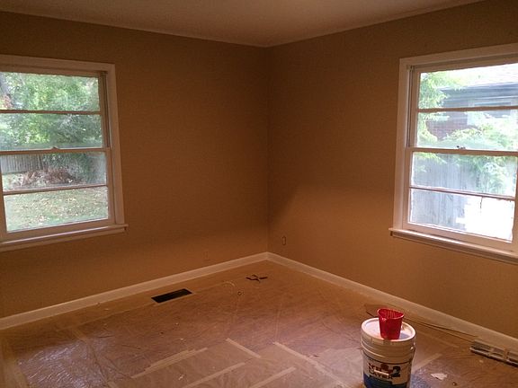 5th image of 611 S 93rd East Ave