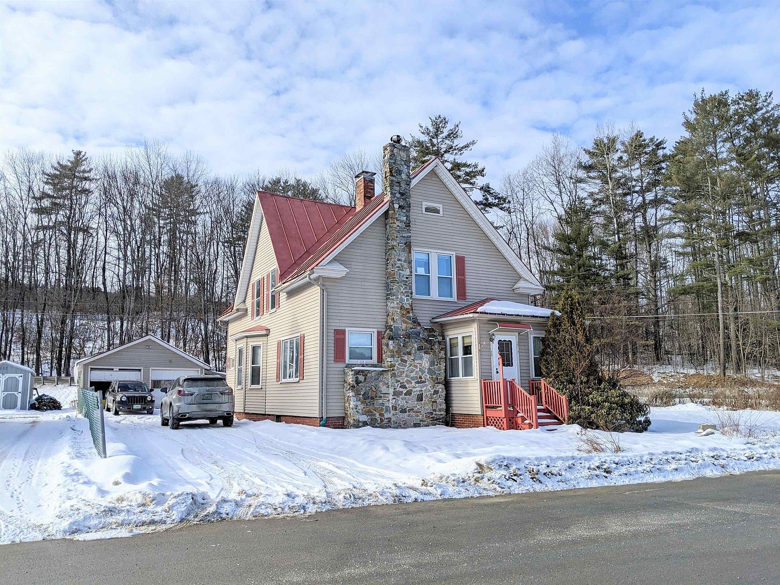 26 School Street, East Ryegate, VT 05042 Zillow
