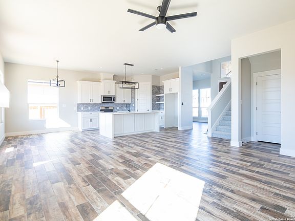 2nd image of 123 Madrona Ln