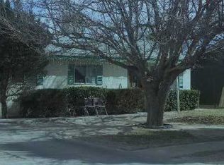 1603 Cottonwood St, Roswell, NM 88203
