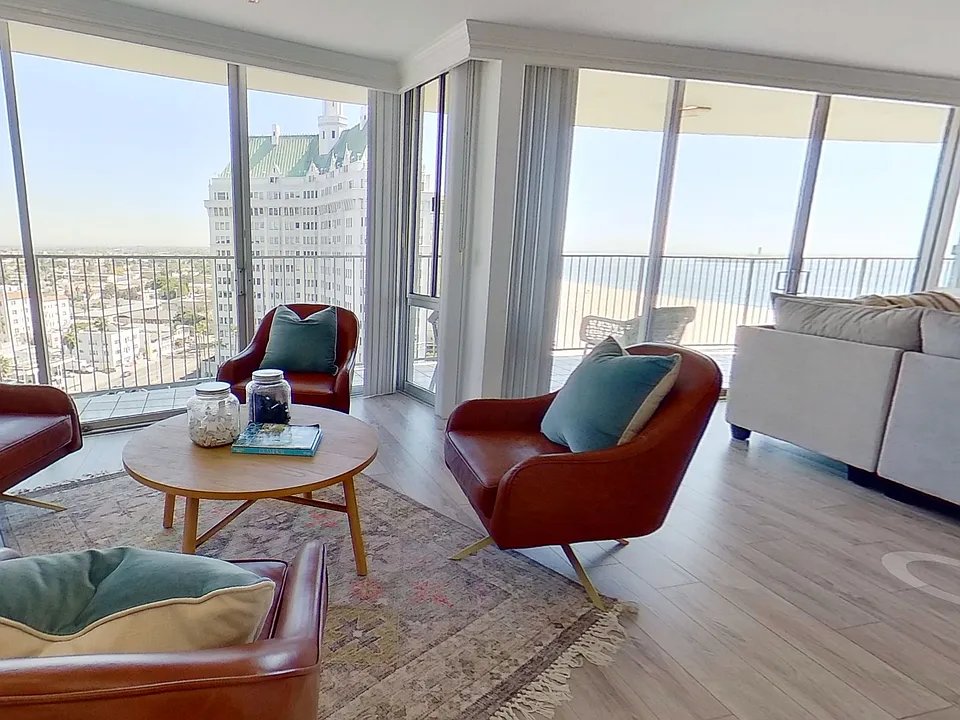 700 E Ocean Blvd #1804