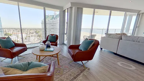 700 E Ocean Blvd Photo 1
