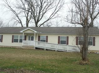 956 E Roxanna Cir, Kankakee, IL 60901