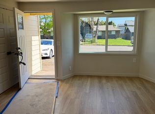2706 NE 84th Ave, Vancouver, WA 98662
