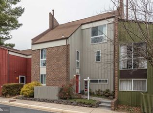 11368 Links Dr, Reston, VA 20190
