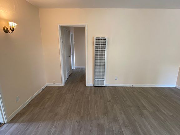 3rd image of 275 Wilton Ave