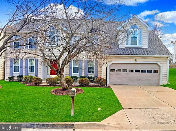 218 Lower Country Dr, Gaithersburg, MD 20877