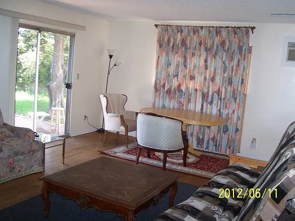 445 Maravilla Drive - BR1 — Photo 2
