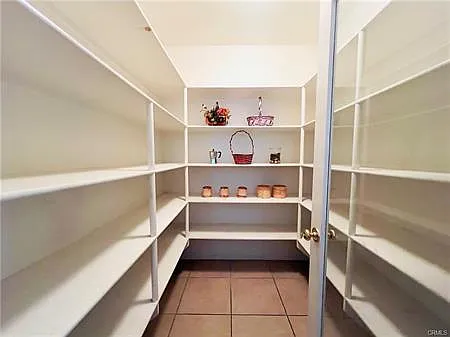 17231 Greentree Dr — Photo 15