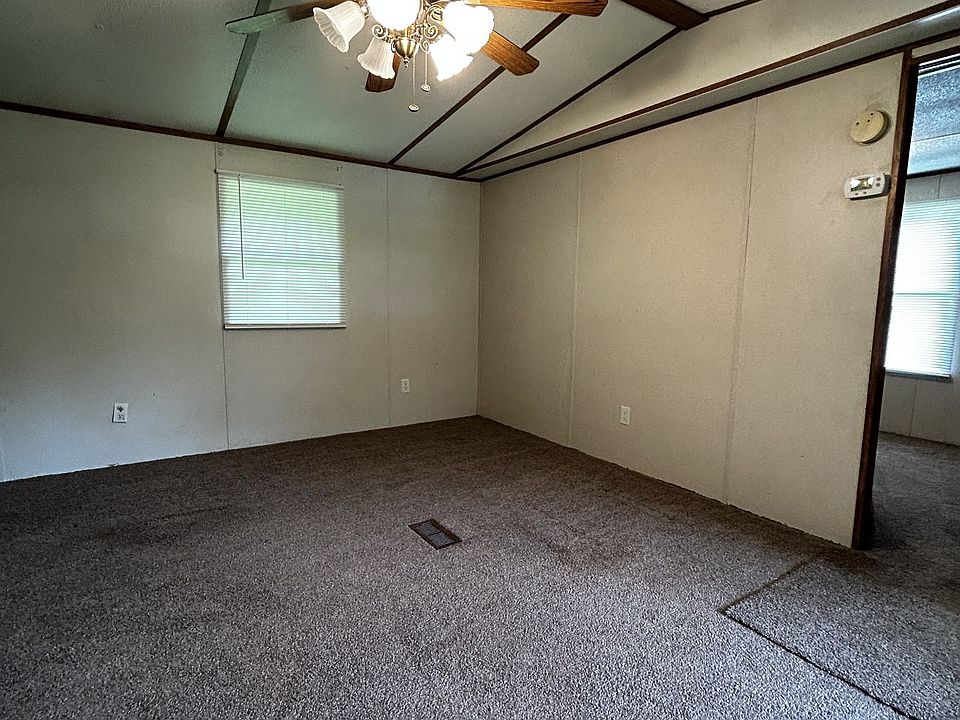 210 Church St, Red Boiling Springs, TN 37150 Zillow