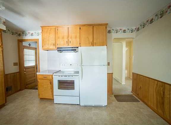 5th image of 138 Helen Dr