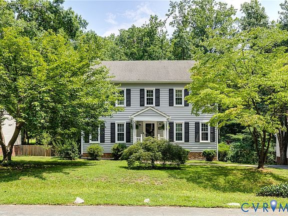 2nd image of 407 Grinell Dr