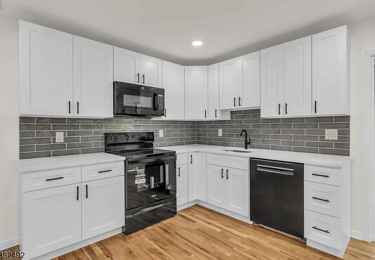 55 Orchard Dr — Photo 6