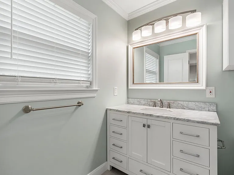 9333 Walterville Rd — Photo 28
