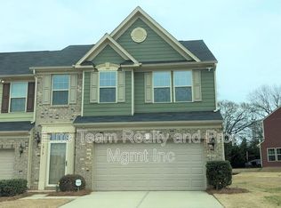 1913 Fleetwood Dr, Charlotte, NC 28208