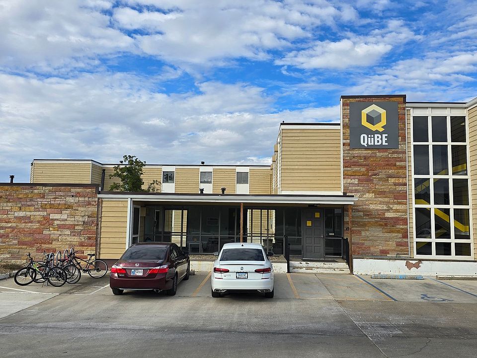 1st image of 2400 Northwestern Ave #9046ea1a9
