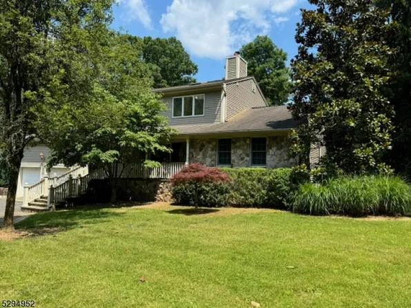 26 Ivy Hill Rd, Green Brook Twp., NJ 07059