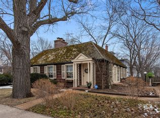 439 Maple St, Winnetka, IL 60093