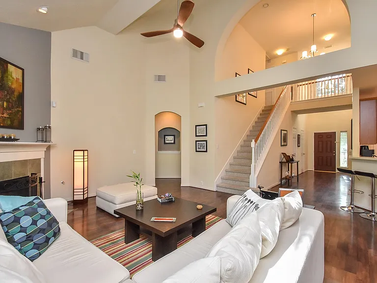 1211 Deerbrook Dr — Photo 10