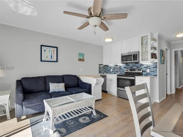 40 Folly Field Rd APT C252, Hilton Head Island, SC 29928