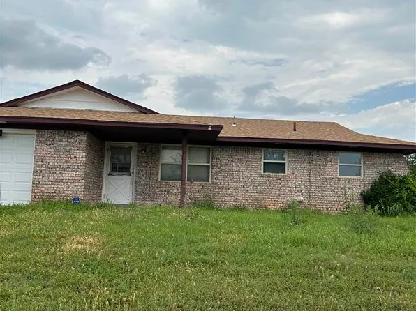 1618 SE Clover Ln, Lawton, OK 73501