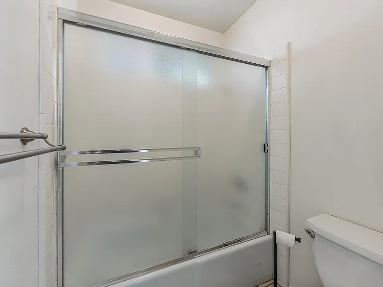 24321 Peacock St — Photo 20