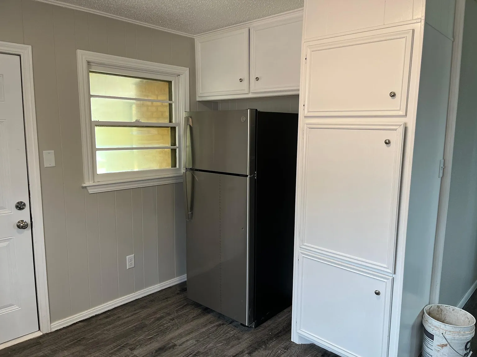 4 bed, 1800 sqft, $2,000 — Photo 4