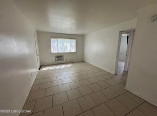 904 Sinclair St, Fairdale, KY 40118