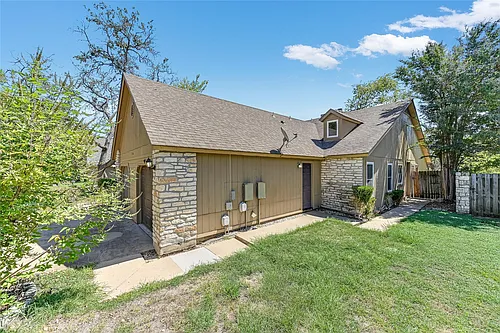 526 Cutty Trl Photo 1