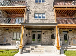 163 Port Robinson Rd #303, Pelham, ON L0S 1E6
