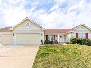 565 Hitching Post Dr, Saint Charles, MO 63304