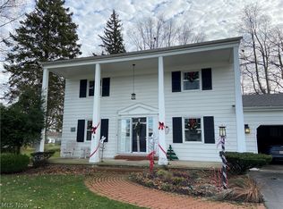 4240 Lake Rd W, Ashtabula, OH 44004