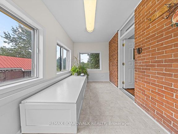 3rd image of 3904 March Rd