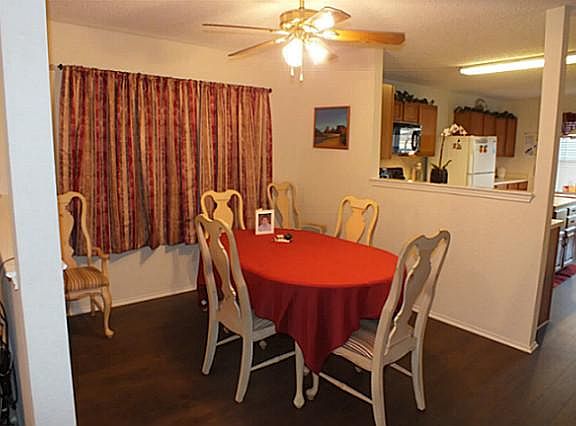 4th image of 5309 Emmeryville Ln