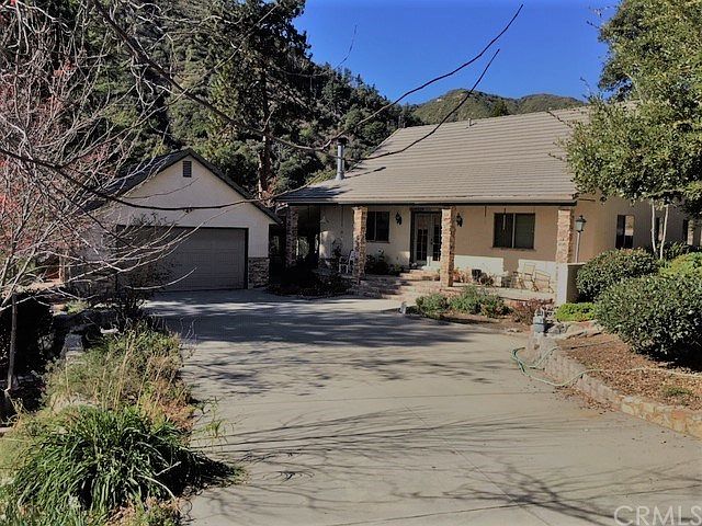 1st image of 2021 Parkland Rd
