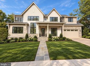 3500 N Abingdon St, Arlington, VA 22207