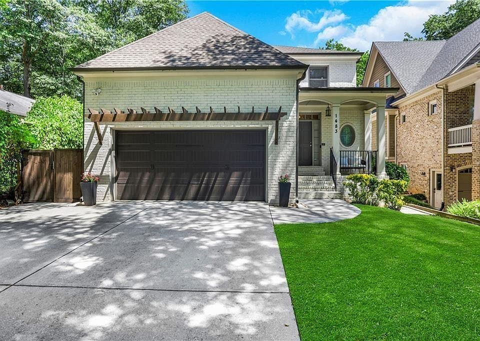 1st image of 1483 Sylvan Cir NE