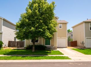 3326 Warren Farm Dr, Fort Collins, CO 80526