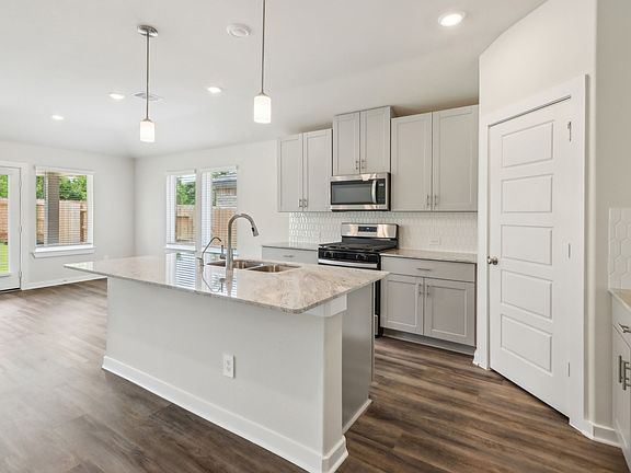 The Preston floorplan in Southwinds of Baytown, TX.
