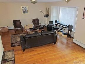 5th image of 2 Deerfield Ln