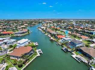 370 Edgewater Ct, Marco Island, FL 34145