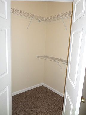 5th image of 100 Pinnacle Ct APT 817