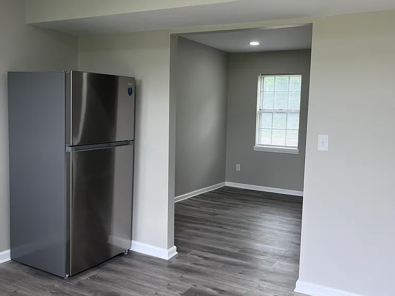 Fisher St Apartments — Photo 45